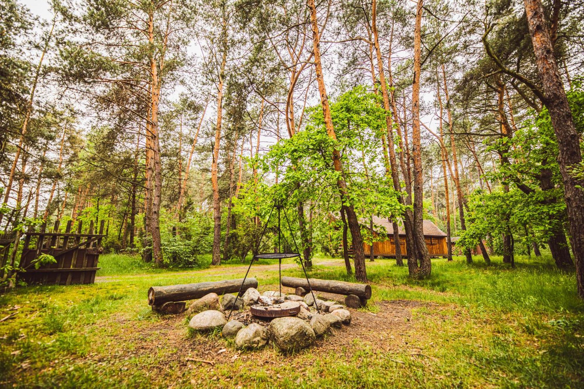 Cozy Nature Retreat With Patio Fireplace Garden Maciejowice Bagian luar foto