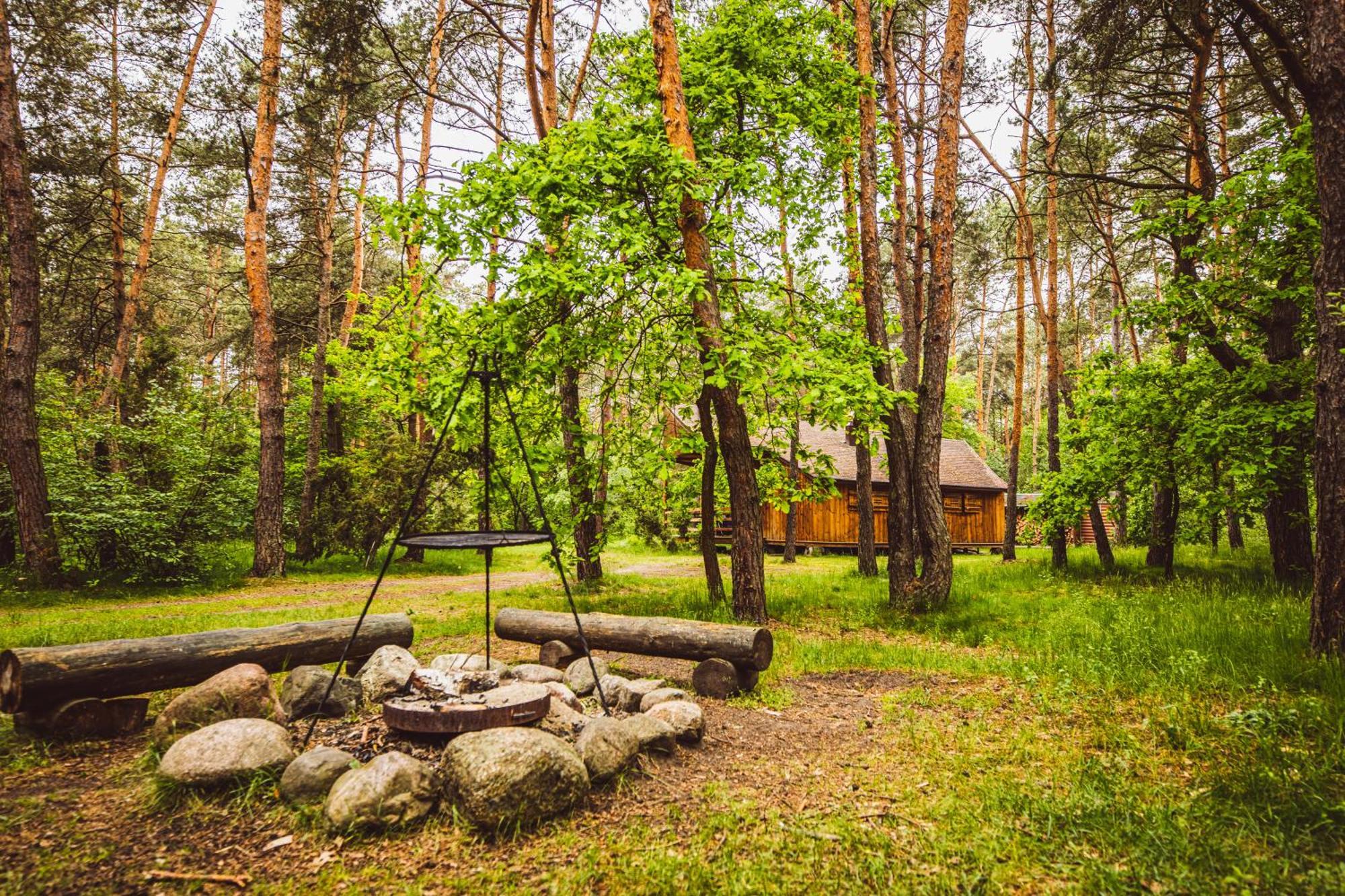 Cozy Nature Retreat With Patio Fireplace Garden Maciejowice Bagian luar foto
