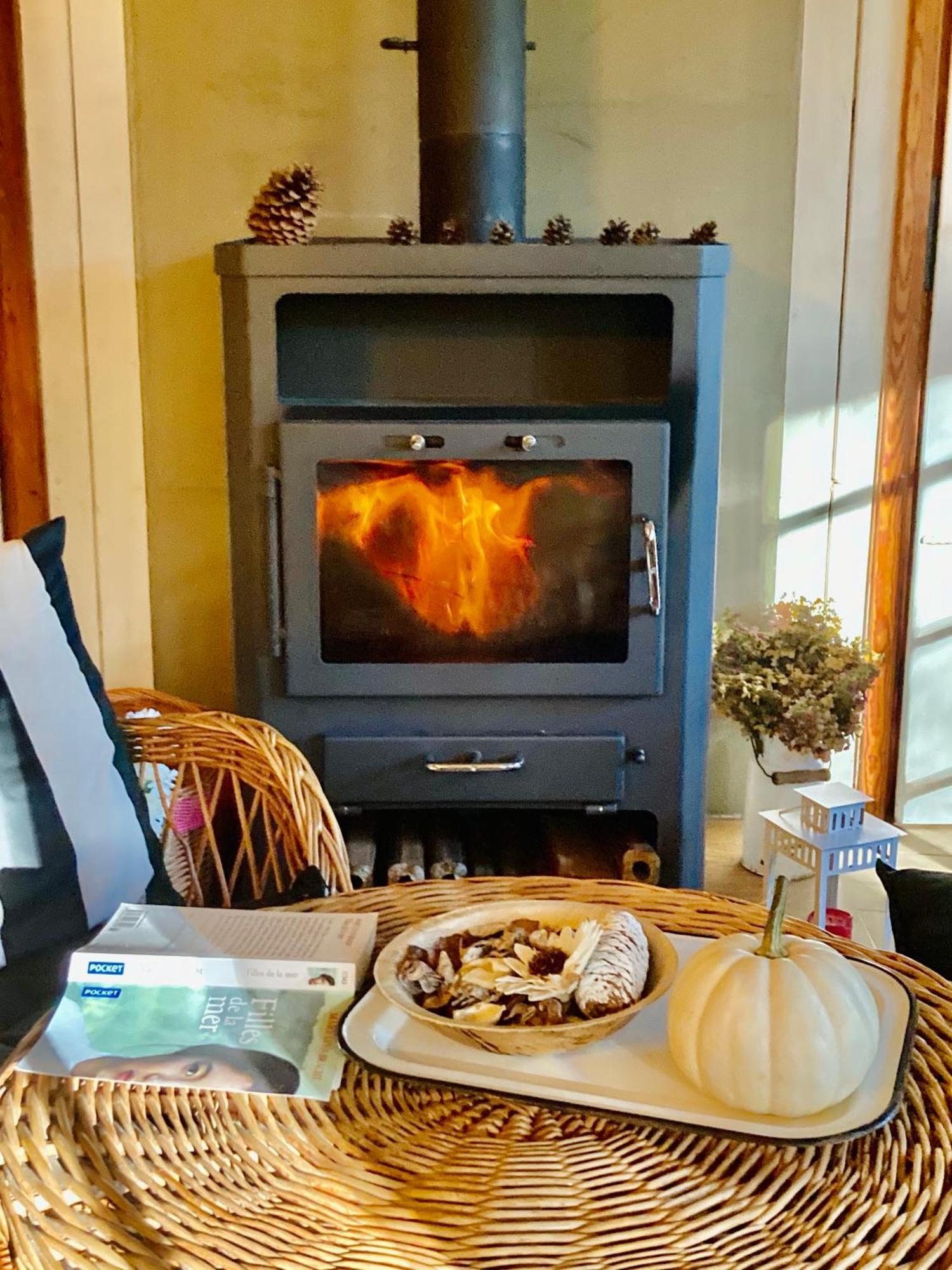Cozy Nature Retreat With Patio Fireplace Garden Maciejowice Bagian luar foto